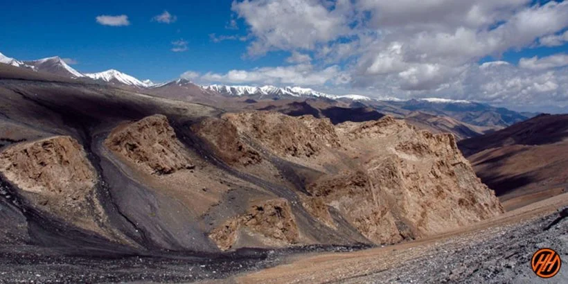 Digar La with Nubra And Pangong Tso Trek