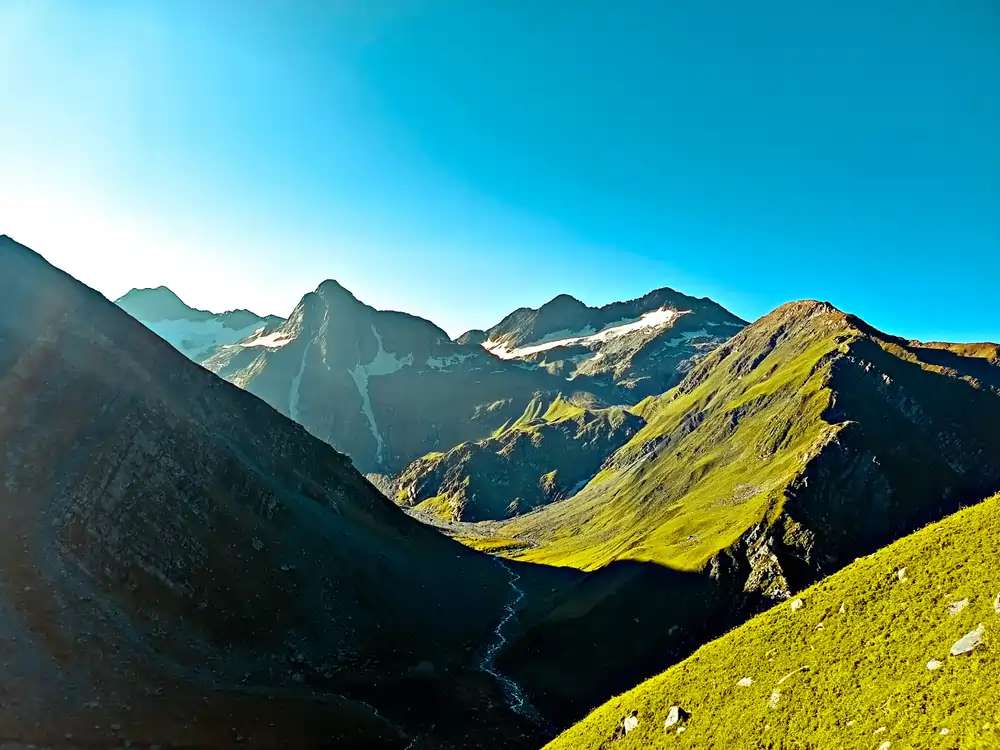Thamsar Pass Trek