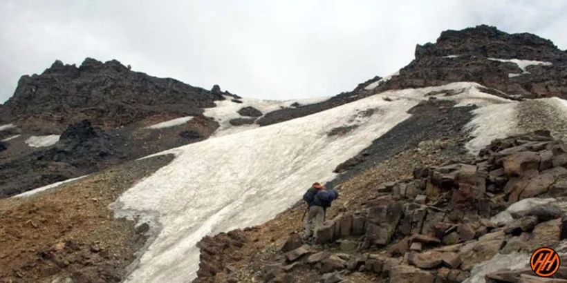 Darati Pass Trek Best time to Visit