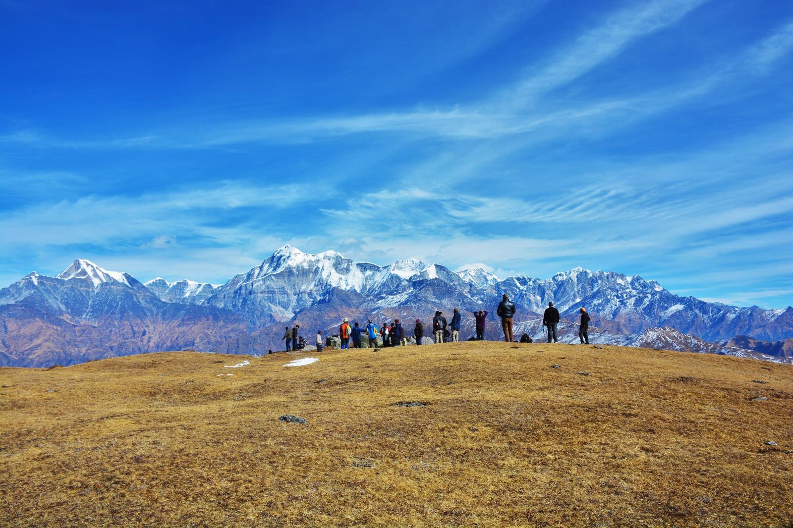 Brahmatal Trek Best time to Visit