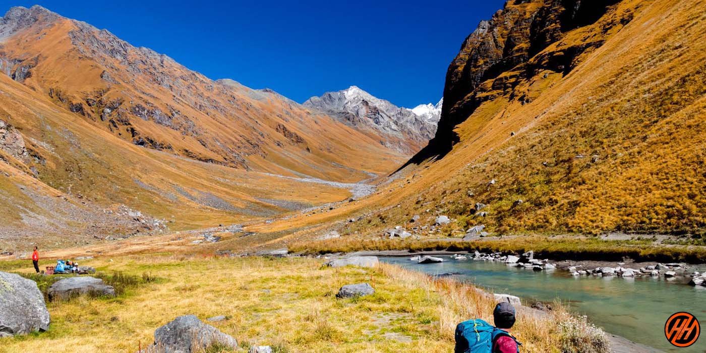 Borasu Pass Trek Best time to Visit