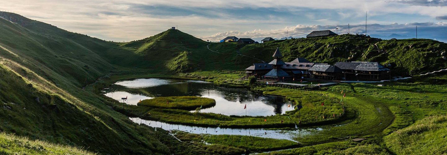 Prashar Lake Trek  Best time to Visit